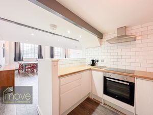 Photo 5- click for photo gallery